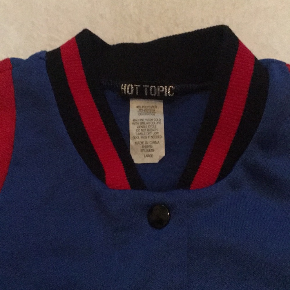 Button up jacket - Picture 3 of 3